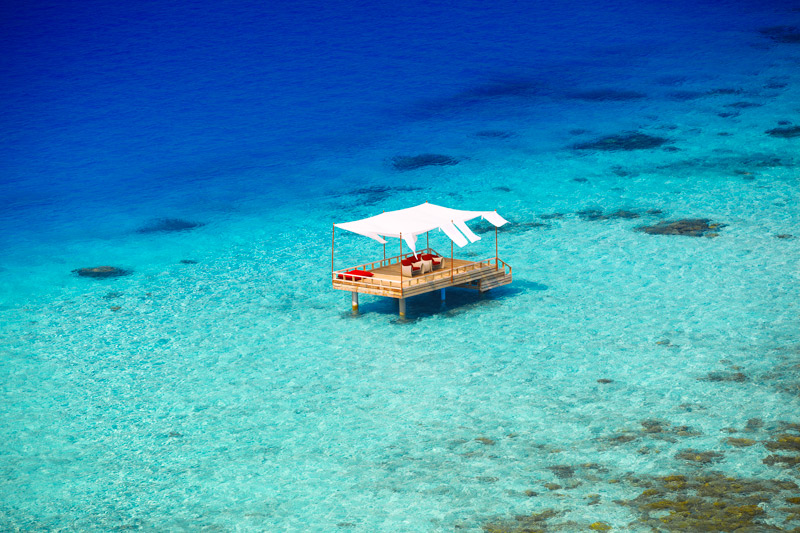Piano Deck de Water Pool Villas en Baros Maldives 